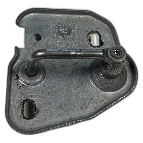 Zámek kapoty horní díl 3V0 823 185 A