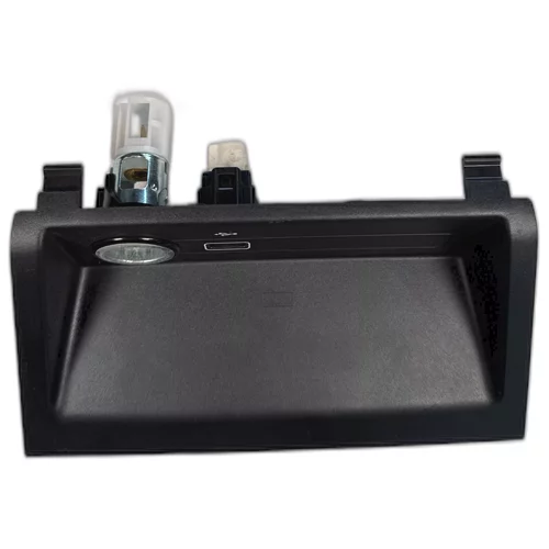 Rámeček 6V0 857 367 + USB konektor 5Q0 035 726 B