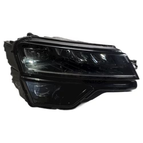 Pravé přední světlo Karoq, 57B 941 016 B, K02, poškozeno 